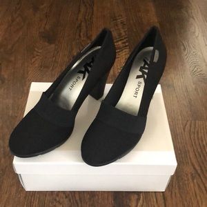New! Anne Klein Sport Xmuse Pump Size 9.5